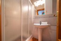 Koupelna v ubytování HomeHolidaysRentals Charme - Costa Barcelona
