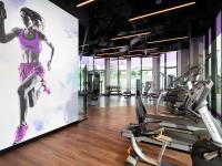 Posilňovňa alebo fitness centrum v ubytovaní Mercure Warszawa Ursus Station