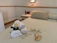 A bed or beds in a room at HOTEL LABRADOR