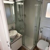 Kúpeľňa v ubytovaní BIOGRAD MOBILE HOME OASIS