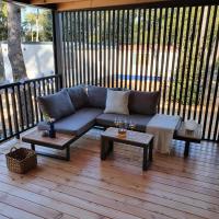 Posedenie v ubytovaní BIOGRAD MOBILE HOME OASIS