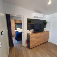 Kuchyňa alebo kuchynka v ubytovaní BIOGRAD MOBILE HOME OASIS
