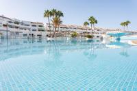 Bazén v ubytování Home2Book Cozy Apartment Costa del Silencio, Pool nebo v jeho okolí