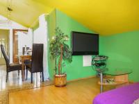 TV a/nebo společenská místnost v ubytování Apartment Blekic by Interhome