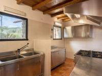 Kuchnia lub aneks kuchenny w obiekcie Holiday Home U Figu du Camin by Interhome