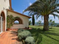 Vonkajšia záhrada v ubytovaní Holiday Home Podere le Valli by Interhome