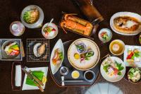 旅館の敷地内または近くでの食事または食べ物