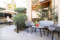 Patio lub wspólna przestrzeń na świeżym powietrzu w obiekcie Etna Hills