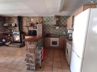 A kitchen or kitchenette at Casa Rural El Olmo