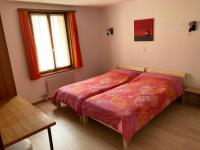 Postel nebo postele na pokoji v ubytování Hôtel du Gd-St-Bernard