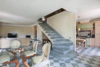 Kuchnia lub aneks kuchenny w obiekcie Luxury Garden House