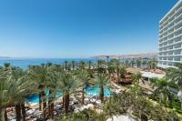 Der Swimmingpool an oder in der Nähe von Royal Beach Eilat by Isrotel Exclusive