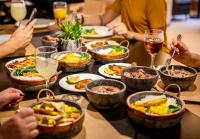 Jídlo v hotelu nebo okolí