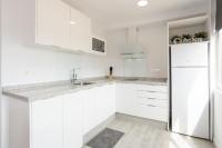 Kuchyňa alebo kuchynka v ubytovaní Urbe10 Angel Ganivet 2 Bedrooms Apartment