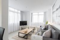 Televízia a/alebo spoločenská miestnosť v ubytovaní Urbe10 Angel Ganivet 2 Bedrooms Apartment
