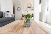 Posedenie v ubytovaní Urbe10 Angel Ganivet 2 Bedrooms Apartment
