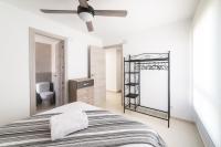 Postel nebo postele na pokoji v ubytování Moonkey - Luminoso Apartamento Girasoles