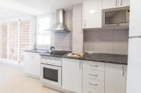 Kuchyň nebo kuchyňský kout v ubytování Moonkey - Luminoso Apartamento Girasoles