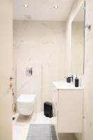 Kúpeľňa v ubytovaní A15 Premium appartment up to 4ppl next to Parthenon!