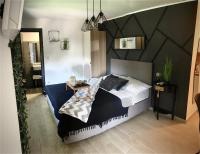 Posteľ alebo postele v izbe v ubytovaní Apartments Jaki