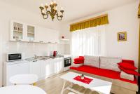 Kuchyňa alebo kuchynka v ubytovaní Guest House Villa Nina