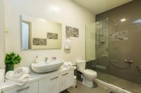Kúpeľňa v ubytovaní Three Moirai Villa