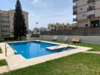 Bazén v ubytování Tulipanes Benalmádena - Parking privado nebo v jeho okolí