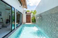 Poonsiri Varich Pool Villa Aonangの敷地内または近くにあるプール