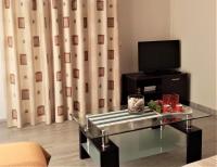 TV a/nebo společenská místnost v ubytování Corfu Town Family Apartment