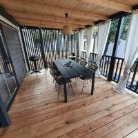 Balkón alebo terasa v ubytovaní BIOGRAD MOBILE HOME OASIS