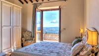 A bed or beds in a room at Villa Bella 8, Emma Villas