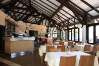 Restaurace v ubytování Apartments Jezera Lovišća