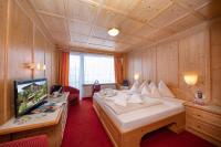 Posteľ alebo postele v izbe v ubytovaní Hotel Latini