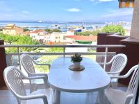 A balcony or terrace at ROC MAR 4 3A - Apartamento cerca del centro y de la playa - terraza con vistas al mar y al puerto