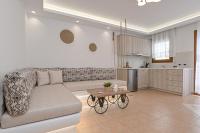 Kuchyňa alebo kuchynka v ubytovaní Felicite apartments Naxos