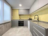 Kuchyň nebo kuchyňský kout v ubytování Torrevieja apartment