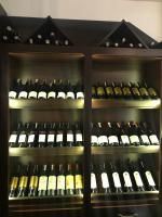 チェンストホヴァにあるHotel Constancjaのワインセラー