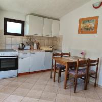 Kuchyňa alebo kuchynka v ubytovaní Apartment Yadi