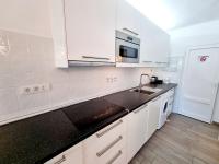 Kuchyňa alebo kuchynka v ubytovaní Apartamento Luca 05 en Playa Roca