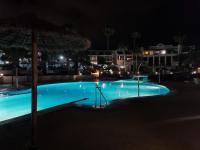 Bazén v ubytovaní Apartamento Luca 05 en Playa Roca alebo v jeho blízkosti