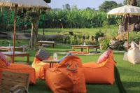 Taulan Villa by Social Hideout thumbnail 14