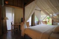 Taulan Villa by Social Hideout thumbnail 8