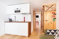 Kuchyň nebo kuchyňský kout v ubytování Lisbon Chillout Apartments