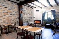 Posezení v ubytování Hostal Rural Donamariako Benta