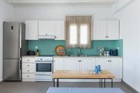 Kuchyňa alebo kuchynka v ubytovaní Amperian Mykonos Suites & Villas