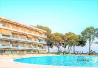 The swimming pool at or close to New Loft internacional , climatizado con piscina y playa.
