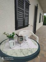 Patio nebo venkovní prostory v ubytování APARTMAN IVANO