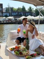 Επισκέπτες που μένουν στο Hotel Port 110