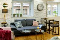A seating area at My Granada Garden - Catedral Lux Suite