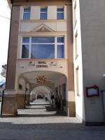 Exteriér nebo vchod ubytování Penzion Hotelu Central